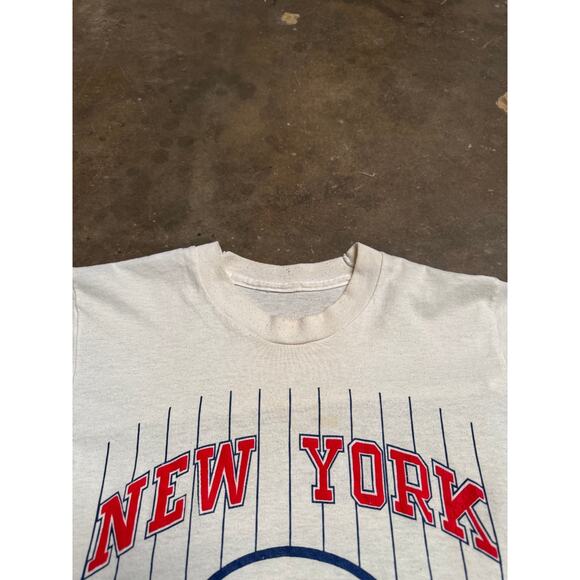 Vintage New York Yankees T-Shirt 80s MLB Pinstripe Logo Tee Mens Single Stitch - Picture 12 of 15